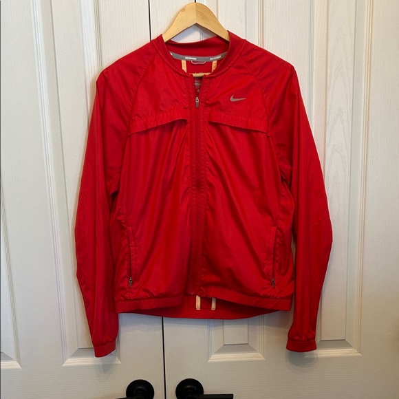 Nike Red Dri-Fit Running Jacket - Picture 1 of 6